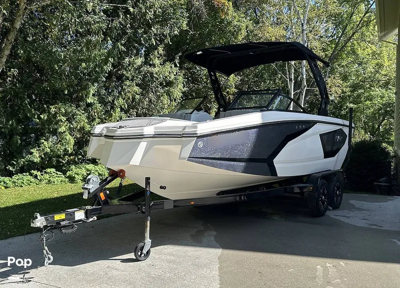 Slide: The Image of Heyday Wake Boats WT-2DC 2023 - 15913622