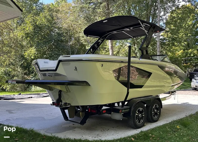 Slide: The Image of Heyday Wake Boats WT-2DC 2023 - 15913625