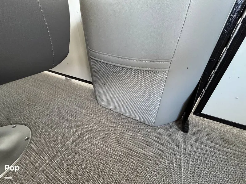 Slide: The Image of Veranda VR25RC 2023 - 16146718