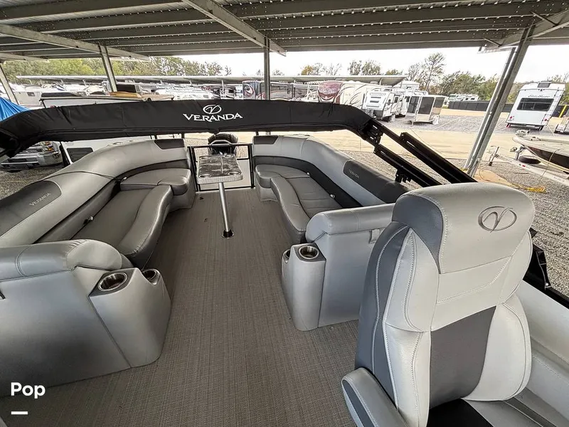 Slide: The Image of Veranda VR25RC 2023 - 16146719