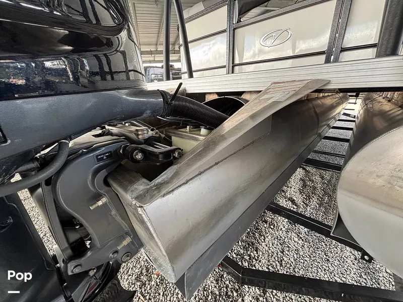 Slide: The Image of Veranda VR25RC 2023 - 16146733