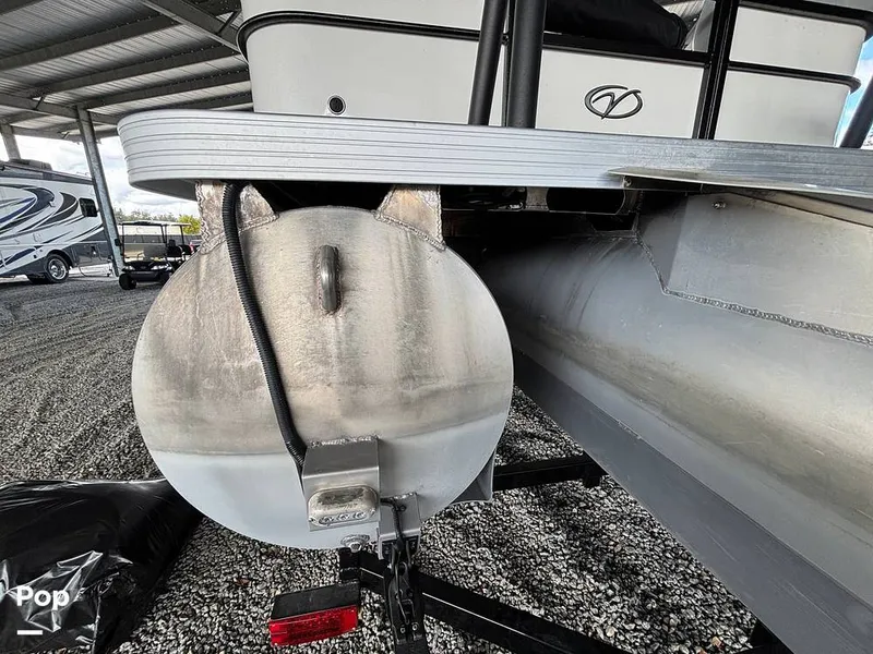 Slide: The Image of Veranda VR25RC 2023 - 16146737