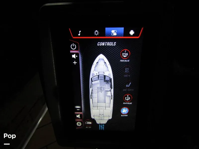 Slide: The Image of Malibu Wakesetter 25 LSV 2022 - 15969602