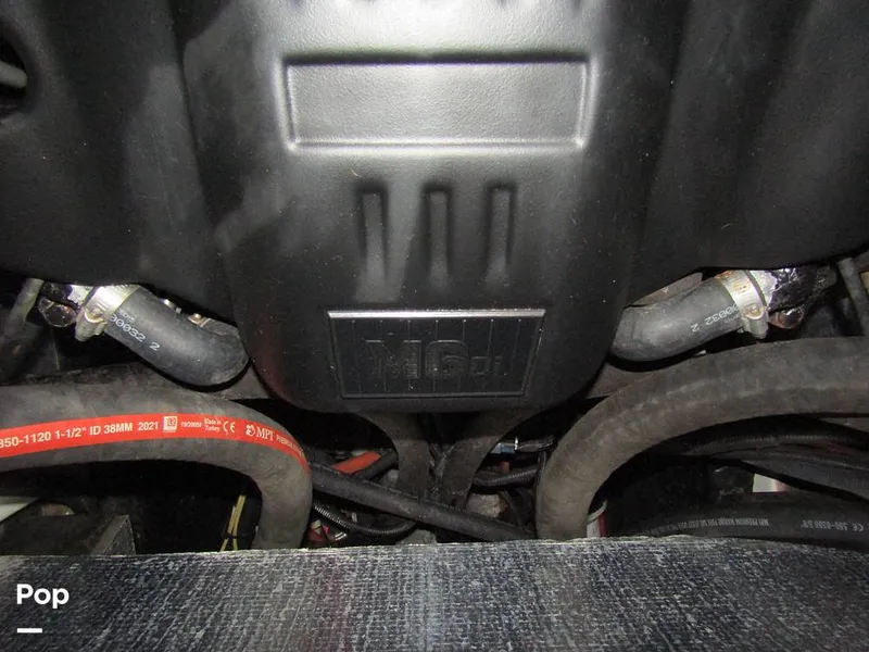 Slide: The Image of Malibu Wakesetter 25 LSV 2022 - 15969621