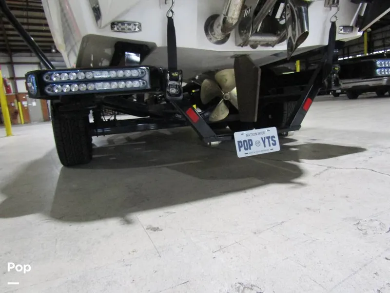 Slide: The Image of Malibu Wakesetter 25 LSV 2022 - 15969426