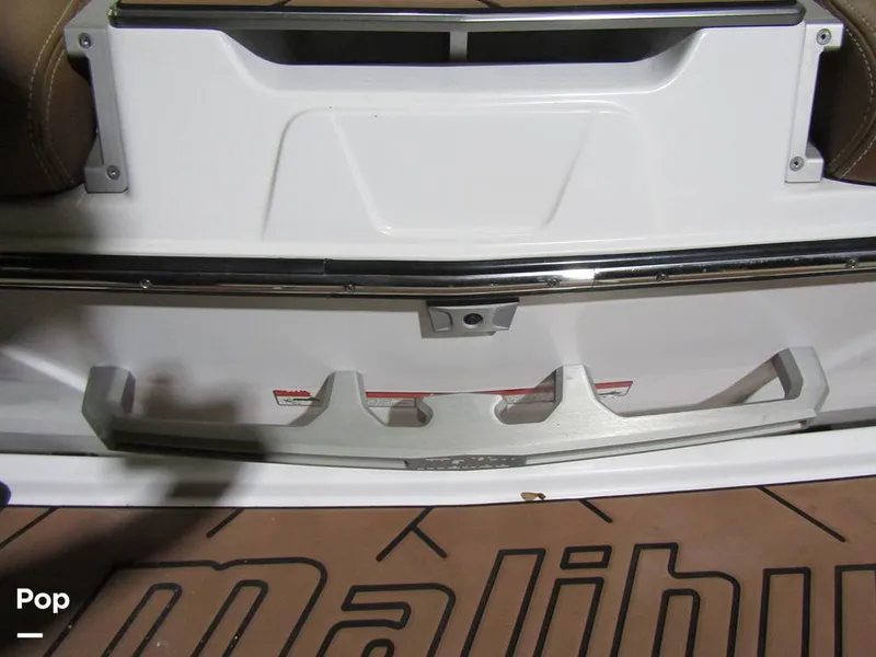 Slide: The Image of Malibu Wakesetter 25 LSV 2022 - 15969641