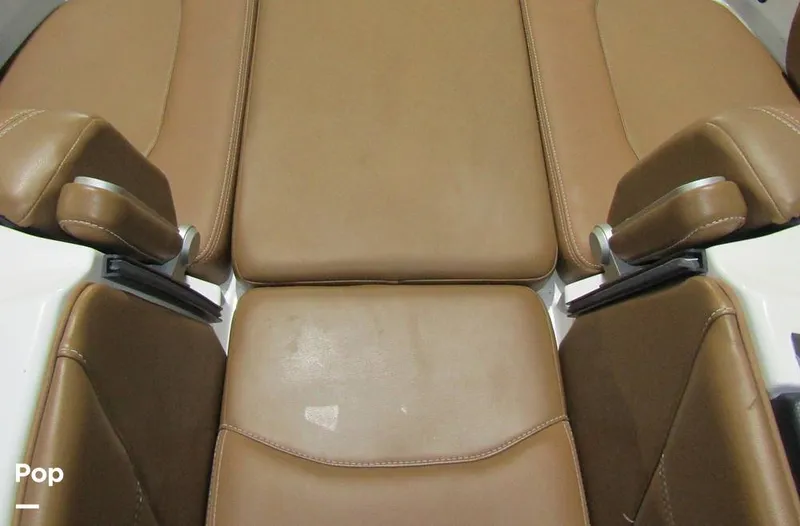 Slide: The Image of Malibu Wakesetter 25 LSV 2022 - 15969503