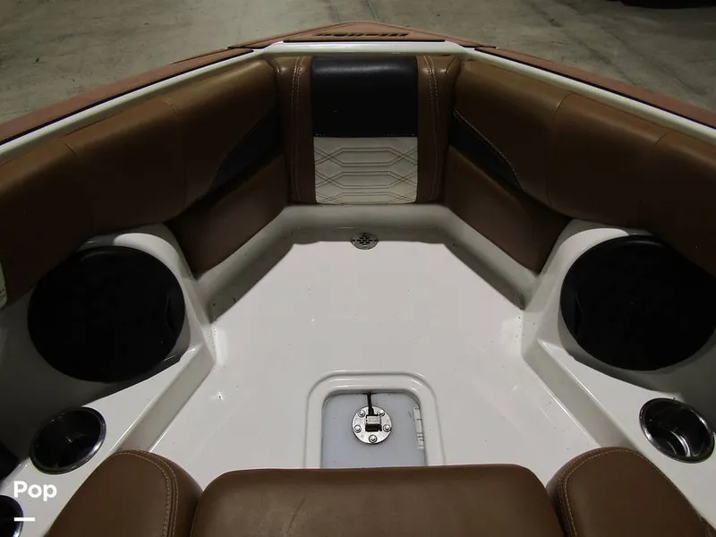 Slide: The Image of Malibu Wakesetter 25 LSV 2022 - 15969511