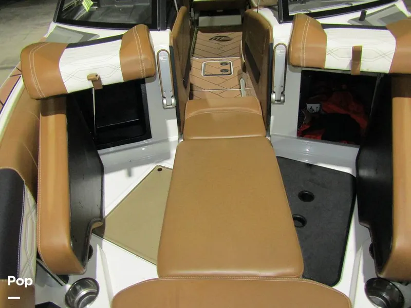 Slide: The Image of Malibu Wakesetter 25 LSV 2022 - 15969520