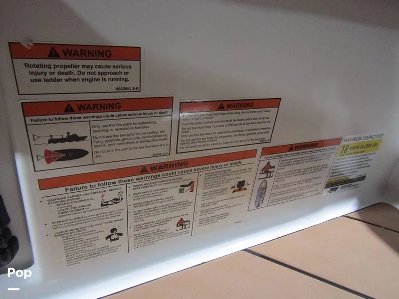 Slide: The Image of Malibu Wakesetter 25 LSV 2022 - 15969544