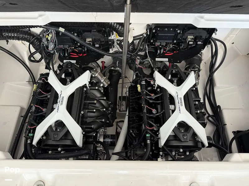 Slide: The Image of Yamaha AR250 2024 - 16098380