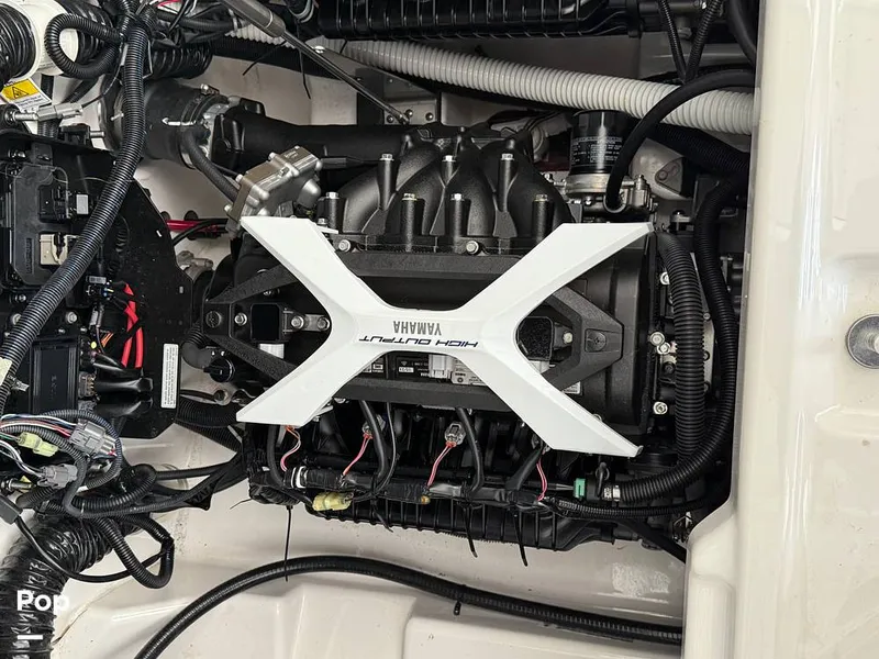 Slide: The Image of Yamaha AR250 2024 - 16098381