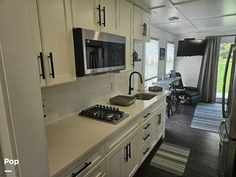 Slide: The Image of East Coast Houseboats Freedom 40 2021 - 15879149