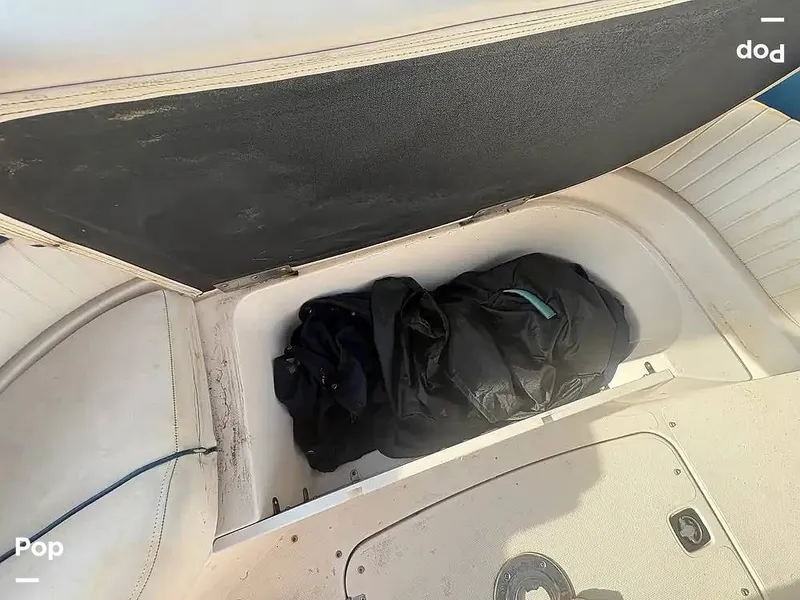 Slide: The Image of Passenger Seating With Storage - 15917481