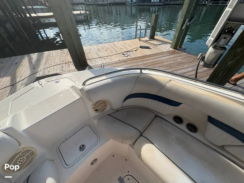 Slide: The Image of Bow Grab Rail - 15906006