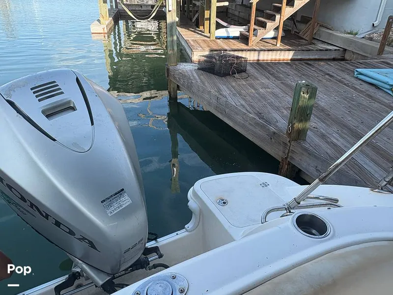 Slide: The Image of Hurricane Sundeck 240 2007 - 15906029