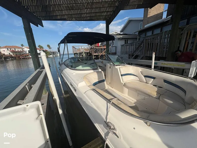 Slide: The Image of Bow Passenger Seating With Storage - 15905996