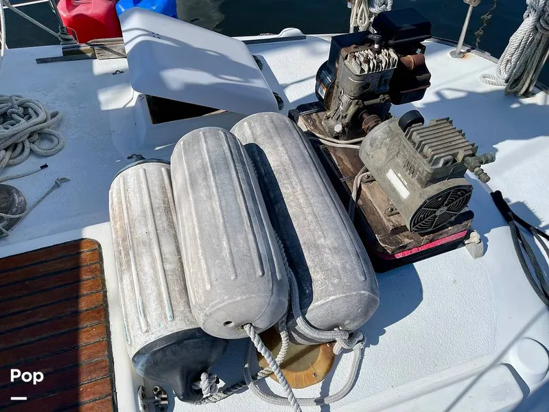 Slide: The Image of Morgan Out Island 415 1979 - 15990045