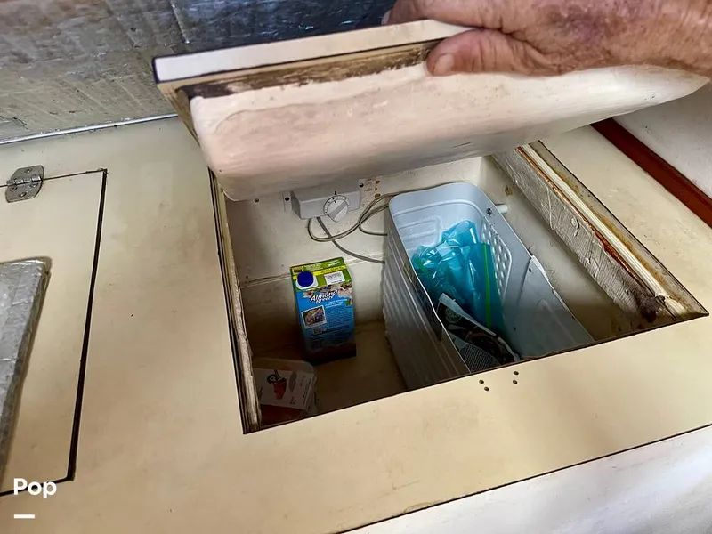 Slide: The Image of Morgan Out Island 415 1979 - 15989960