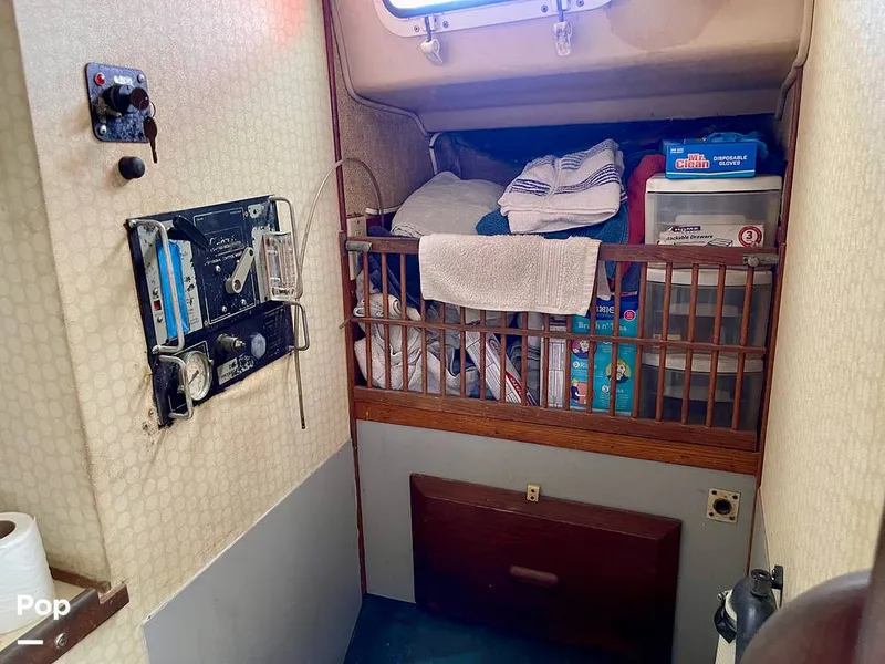 Slide: The Image of Morgan Out Island 415 1979 - 15989983