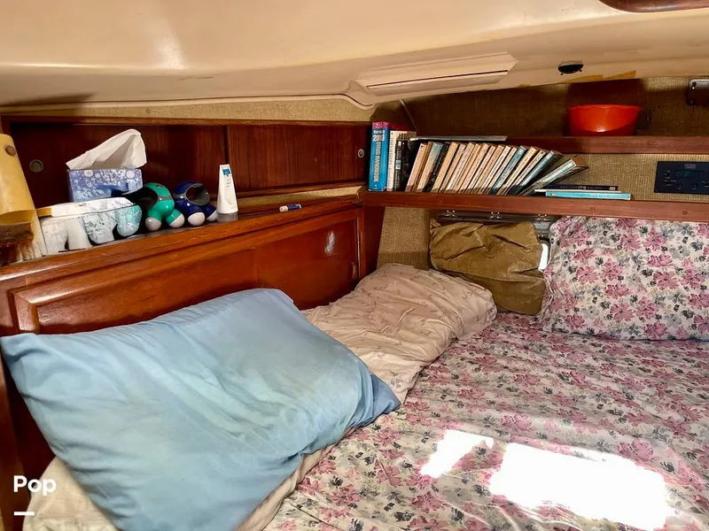 Slide: The Image of Morgan Out Island 415 1979 - 15989981