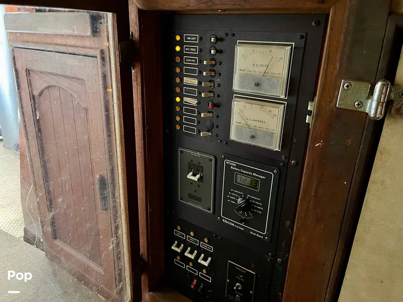 Slide: The Image of Morgan Out Island 415 1979 - 15989995