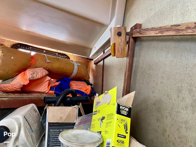 Slide: The Image of Morgan Out Island 415 1979 - 15990001