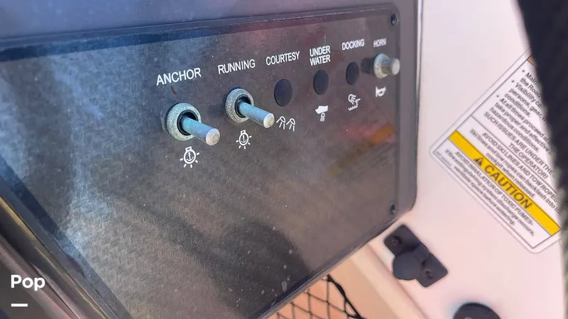 Slide: The Image of Bayliner VR6 OB 2023 - 15906169