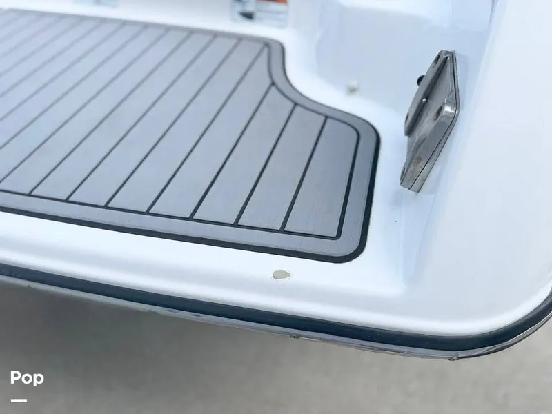 Slide: The Image of Non-skid Deck - 15909240