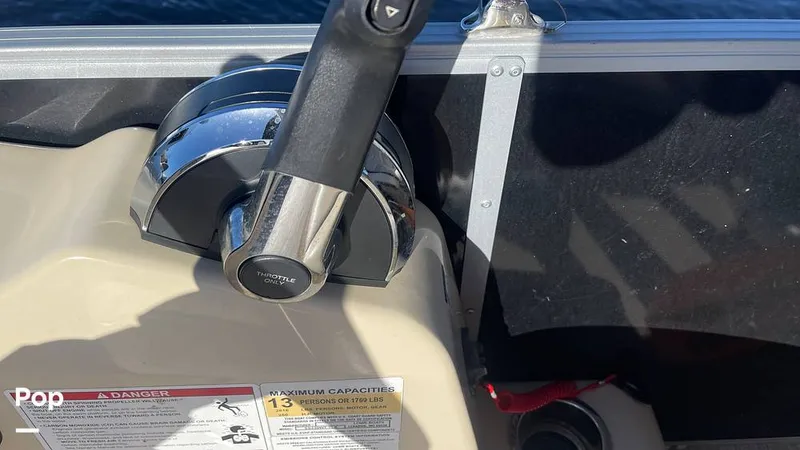 Slide: The Image of Lowe SS 230W 2024 - 15906121