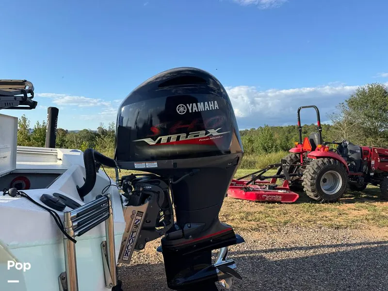 Slide: The Image of Excel Bay Pro 220 2022 - 16042520