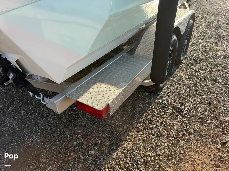 Slide: The Image of Excel Bay Pro 220 2022 - 16042530