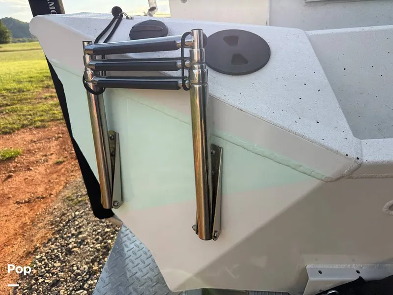 Slide: The Image of Excel Bay Pro 220 2022 - 16042536