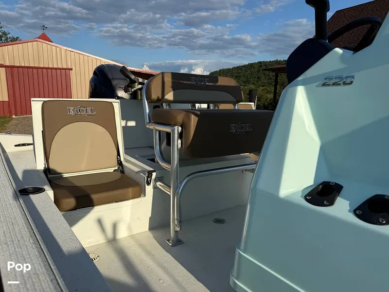 Slide: The Image of Excel Bay Pro 220 2022 - 16042557