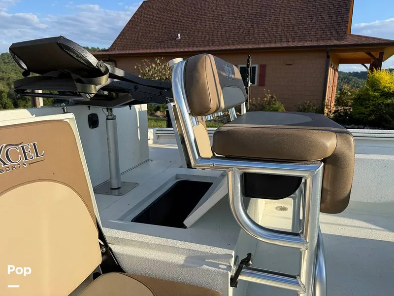 Slide: The Image of Excel Bay Pro 220 2022 - 16042559