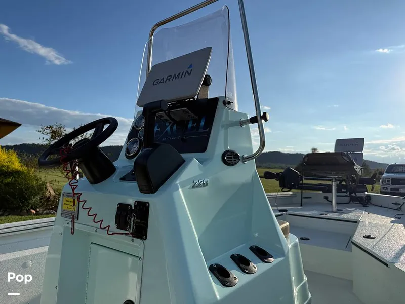 Slide: The Image of Excel Bay Pro 220 2022 - 16042560