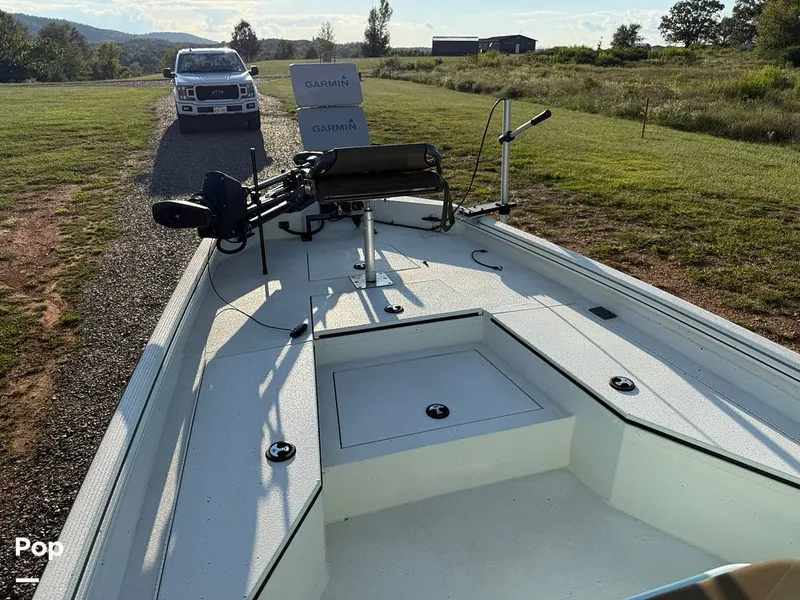 Slide: The Image of Excel Bay Pro 220 2022 - 16042566