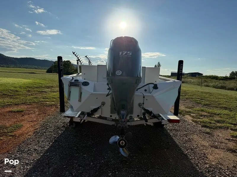 Slide: The Image of Excel Bay Pro 220 2022 - 16042515