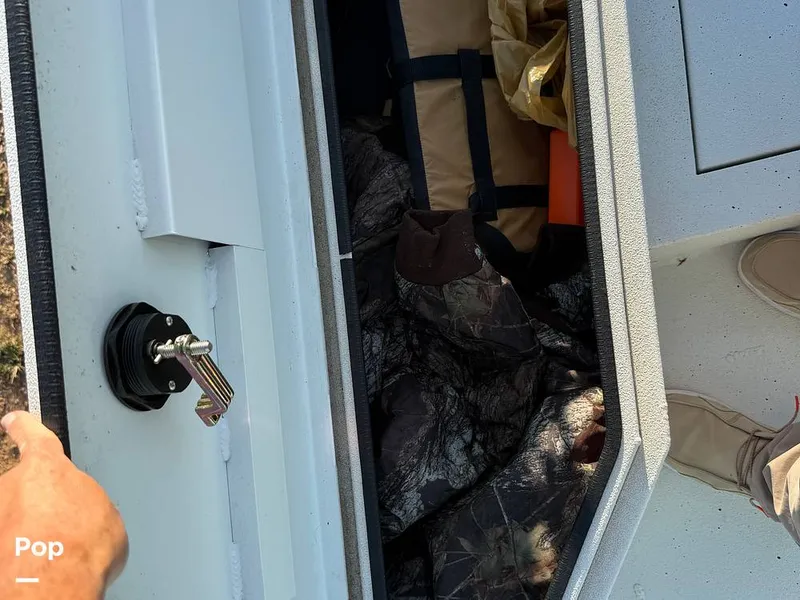 Slide: The Image of Excel Bay Pro 220 2022 - 16042586