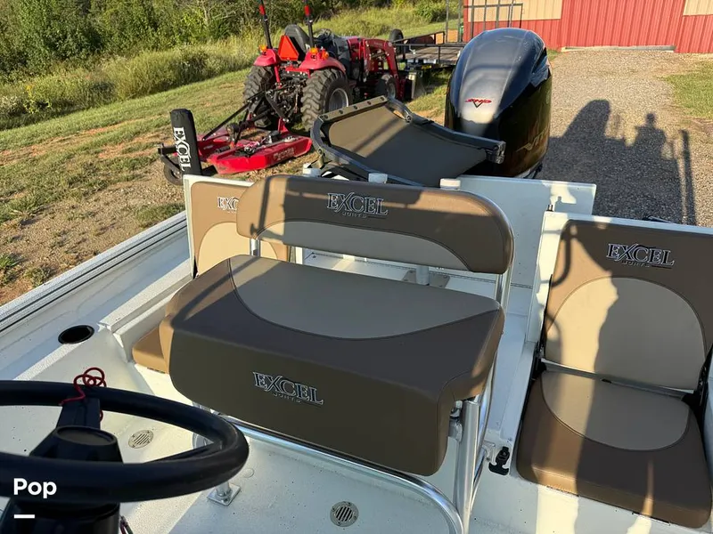 Slide: The Image of Excel Bay Pro 220 2022 - 16042603