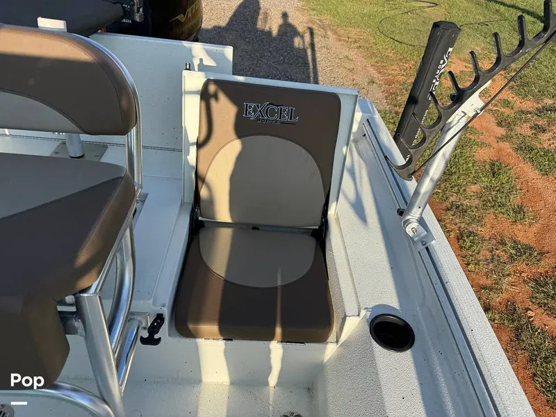 Slide: The Image of Excel Bay Pro 220 2022 - 16042604