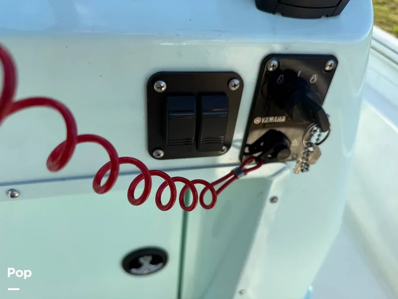 Slide: The Image of Excel Bay Pro 220 2022 - 16042607