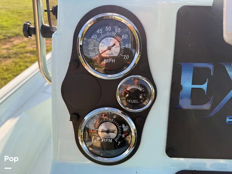 Slide: The Image of Excel Bay Pro 220 2022 - 16042610