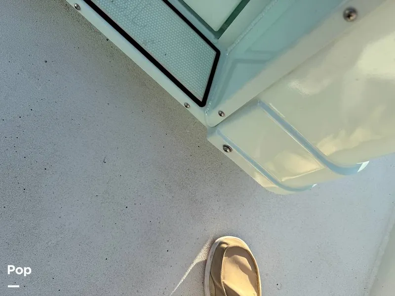 Slide: The Image of Peace of mind: Ask for a complimentary BoatHistoryReport report ($39.99 value) - I1