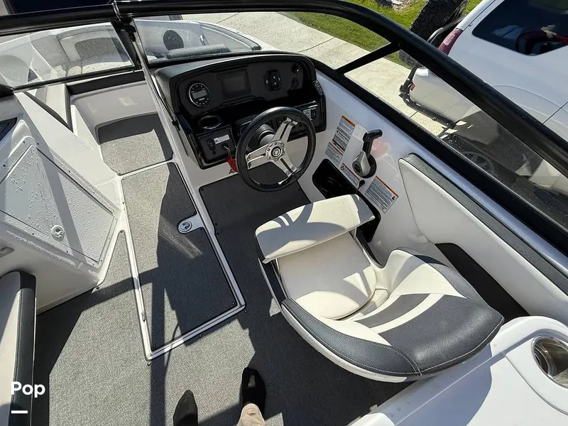 Slide: The Image of Yamaha AR195 2019 - 15929295