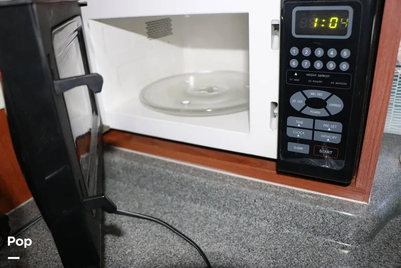 Slide: The Image of Larson 330 Cabrio 2005 - 16064839