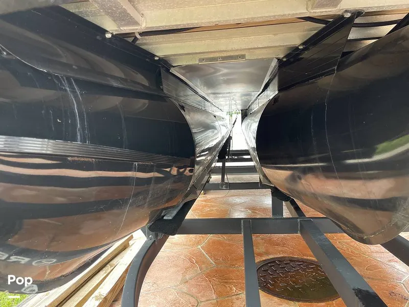 Slide: The Image of Regency 250DL3 2020 - 16034893