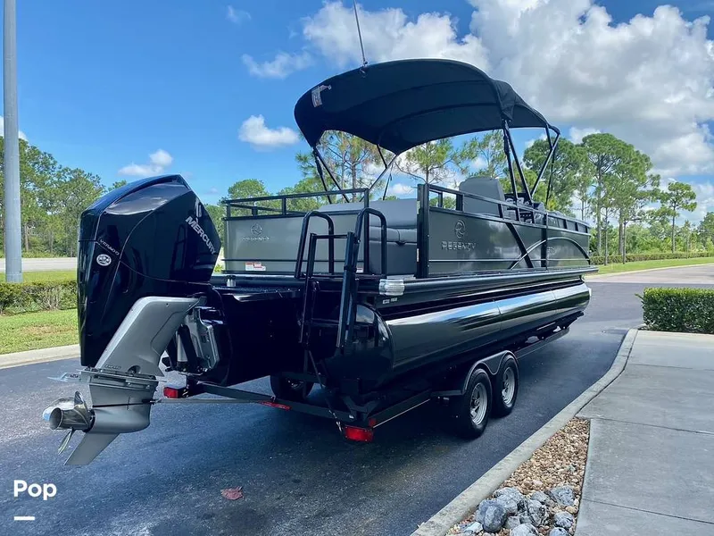 Slide: The Image of Regency 250DL3 2020 - 15934173