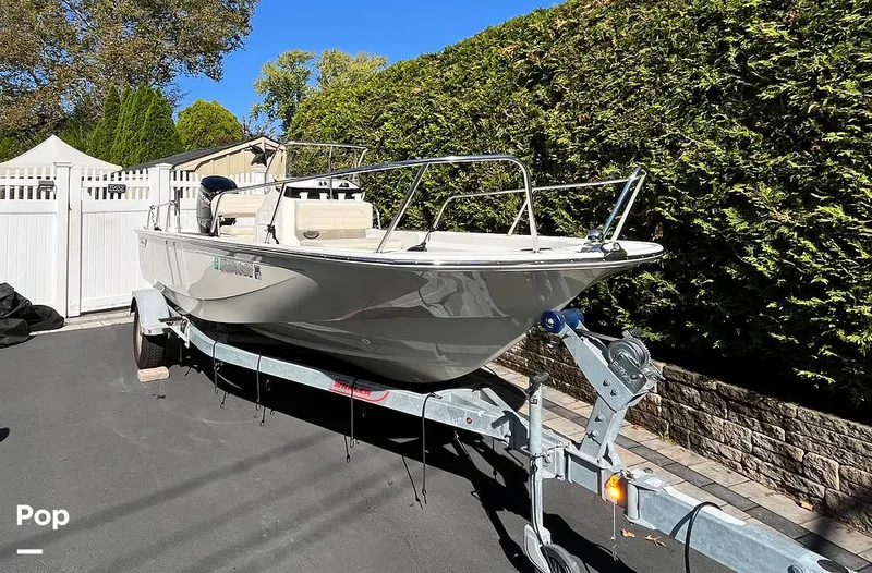 Slide: The Image of Boston Whaler Montauk 170 2021 - 15925862