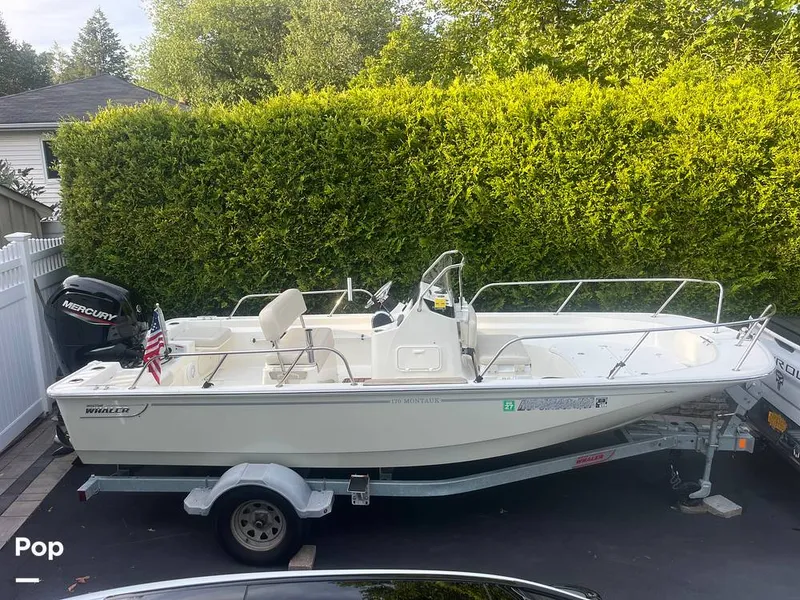 Slide: The Image of Boston Whaler Montauk 170 2021 - 15886625